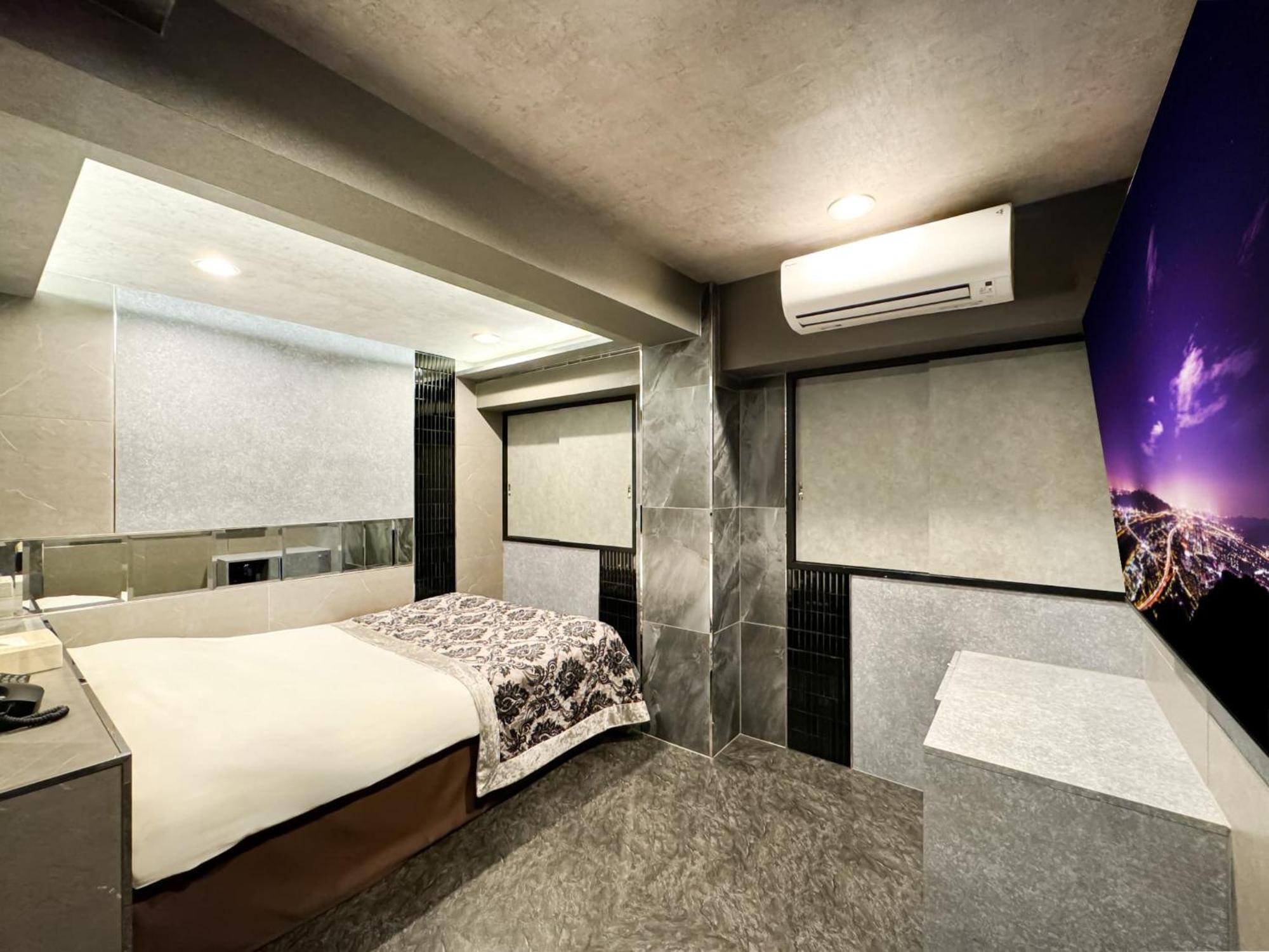 โรงแรม Rocks 2*